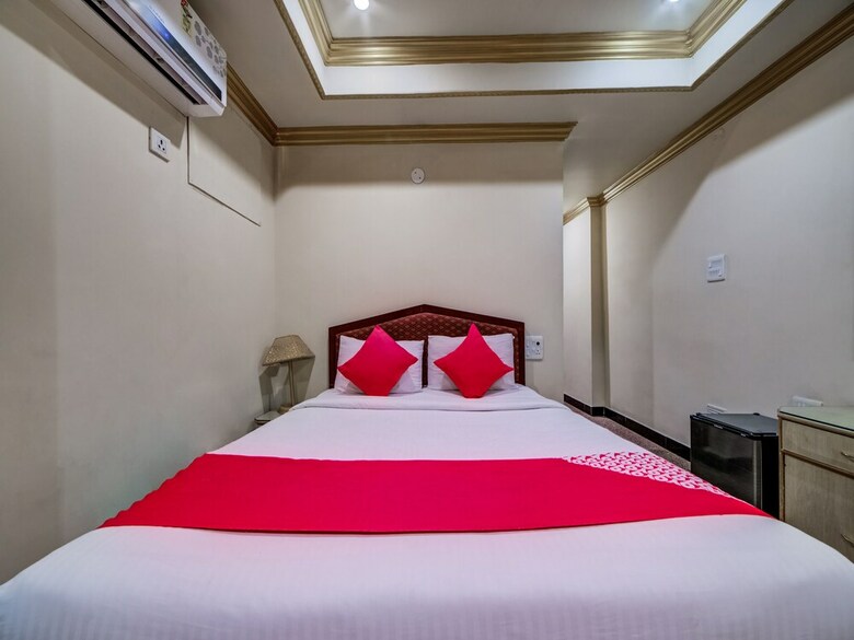 Hotel Oyo 29230 Ik London Residency