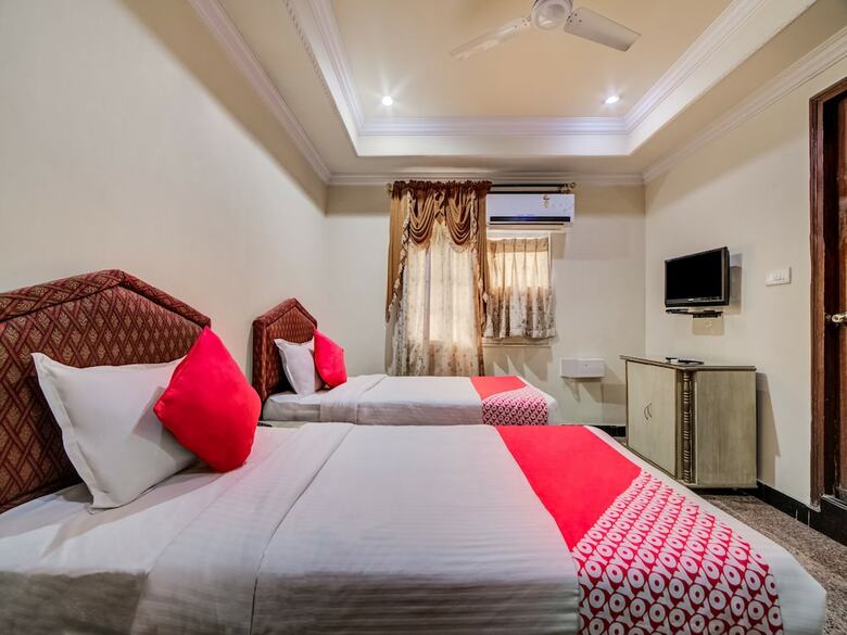 Hotel Oyo 29230 Ik London Residency