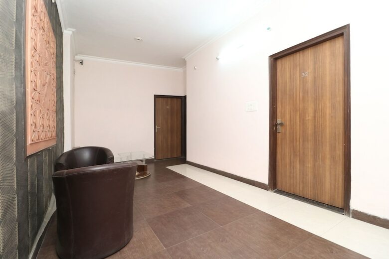 Hotel Oyo 30370 R K Guest House