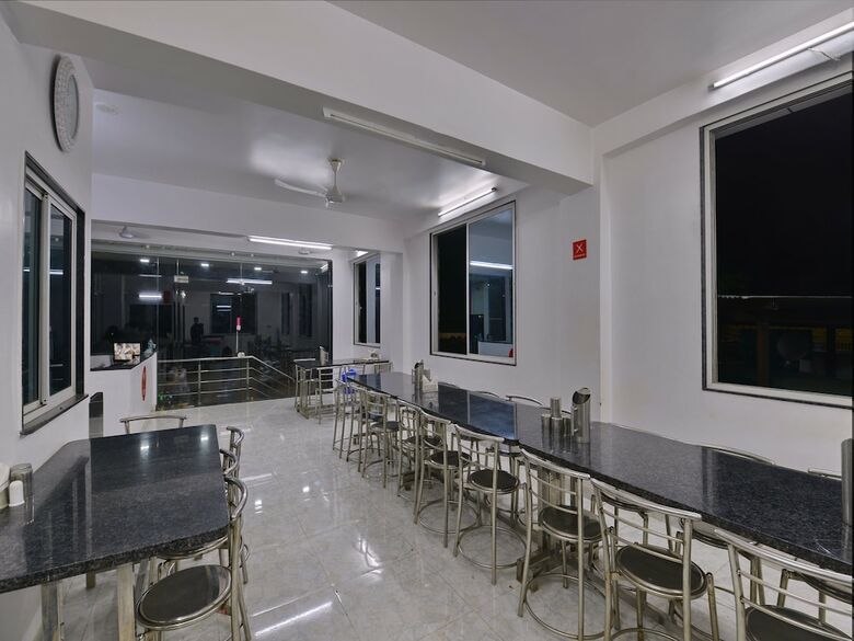 Capital O 35491 Hotel Aryan International
