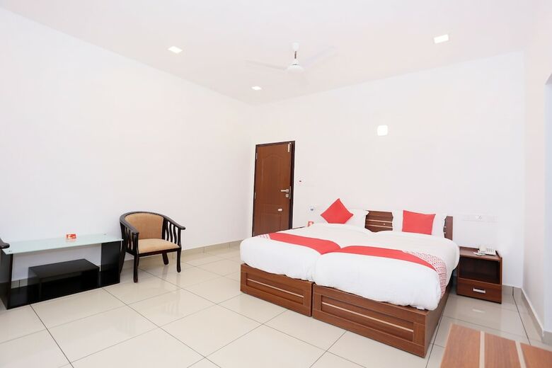 Hotel Oyo 38408 Sun Star Premium Residency