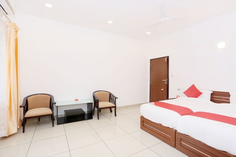 Hotel Oyo 38408 Sun Star Premium Residency