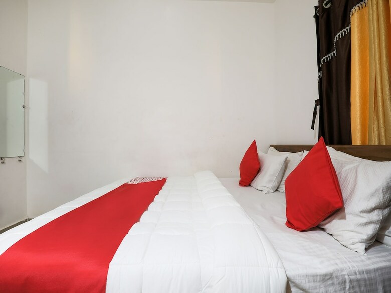 Hotel Oyo 38418 Rosy Guest House