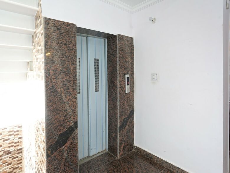 Hotel Oyo Flagship 40126 Polytechnic Chauraha
