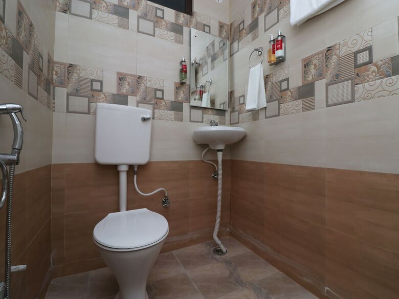 Hotel Oyo Flagship 29680 Bbd