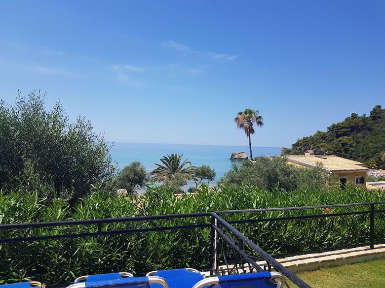 Menigos - Type Aa5g (Nr.45): Beach View 1 Bedroom Luxury Apartment