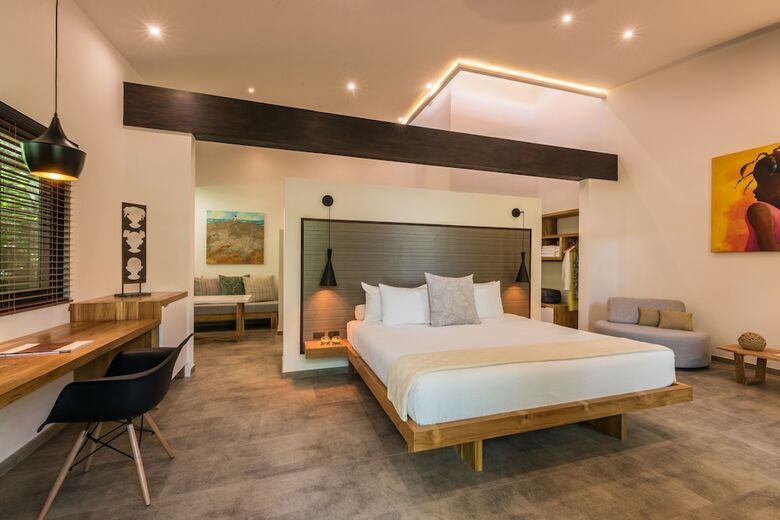 Hotel Cala Luna