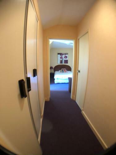Hotel Logis Auv'h�tel