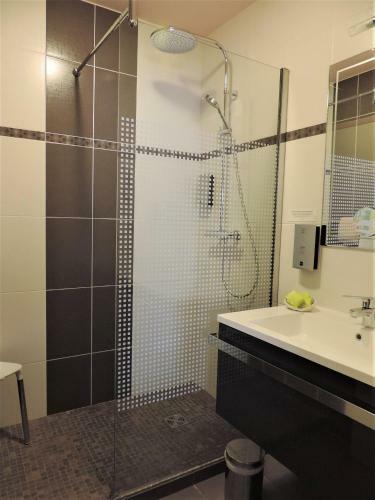 Hotel Logis Auv'h�tel