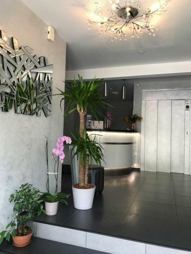 Hotel Logis Auv'h�tel