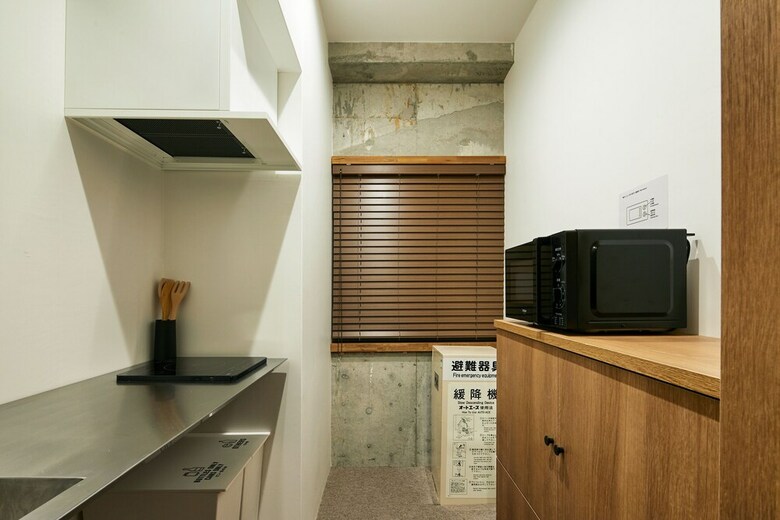 Mizuka Nakasu 6 - Unmanned Hotel -