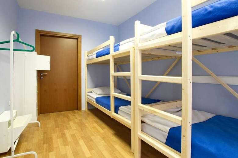 Hostal Hostel 128