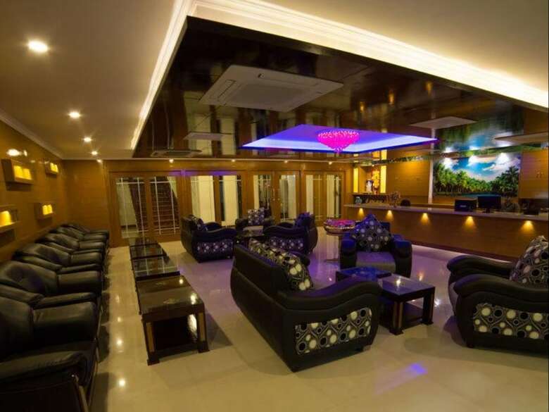 Hotel Pvk Grand