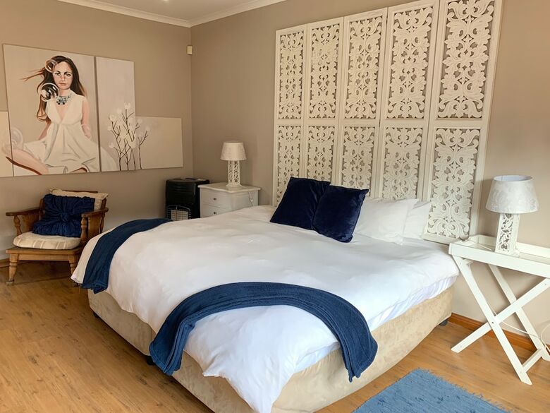 Bed & Breakfast House And Heart Guest House