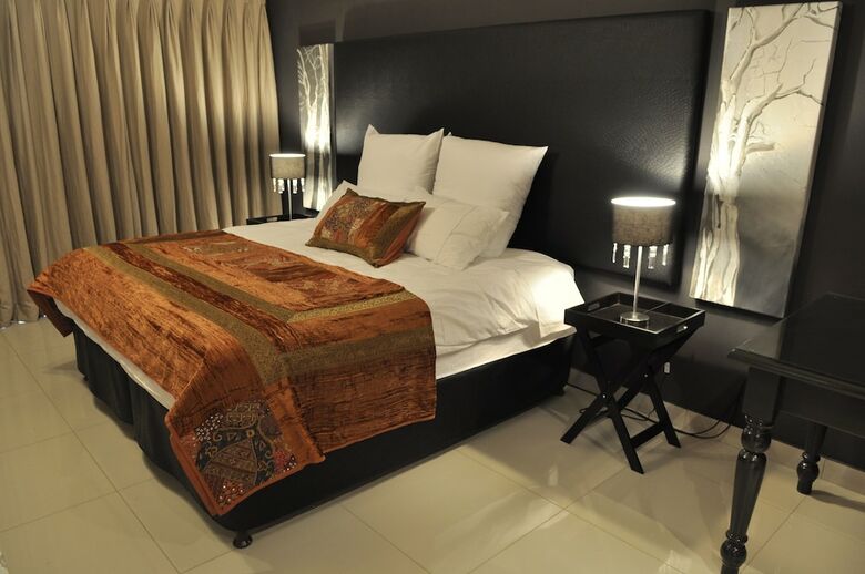 Bed & Breakfast House And Heart Guest House