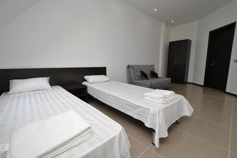 Tri Morya Hotel
