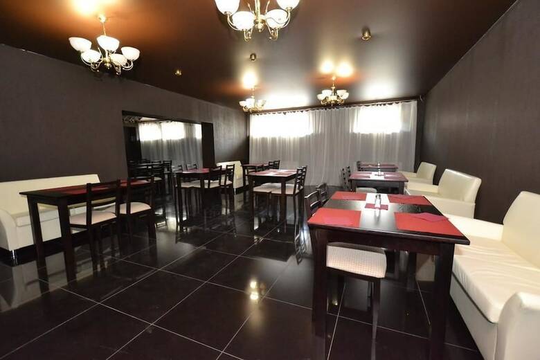 Tri Morya Hotel