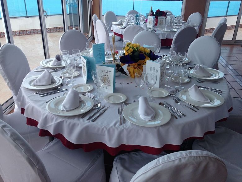 Hotel La Familia Gallo Rojo