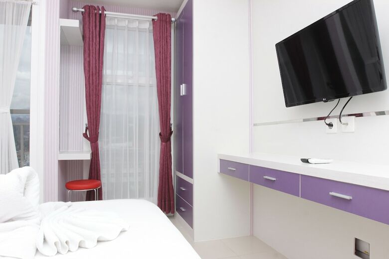Hotel Ten Eleven Living Point