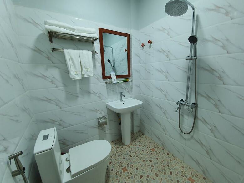 Shwe Pe Ti Hotel