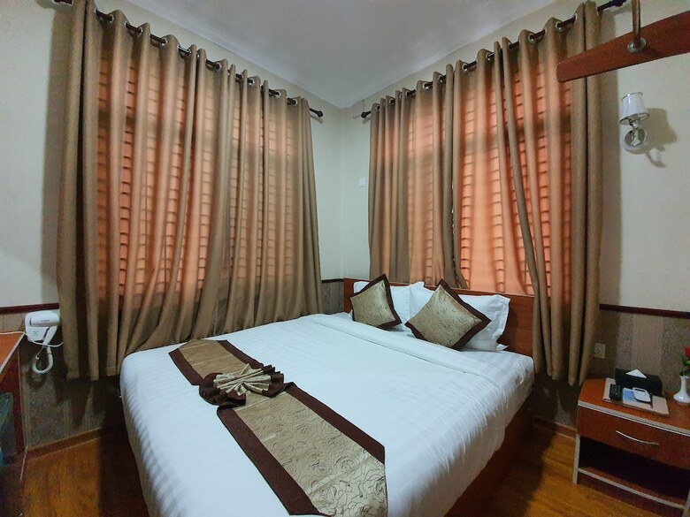 Shwe Pe Ti Hotel