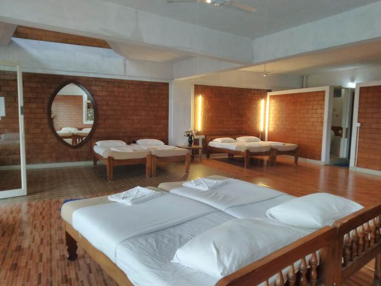 Hotel Eagle Eye Resorts