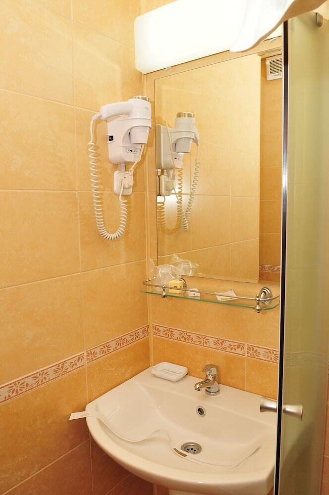 Hotel Emma Est