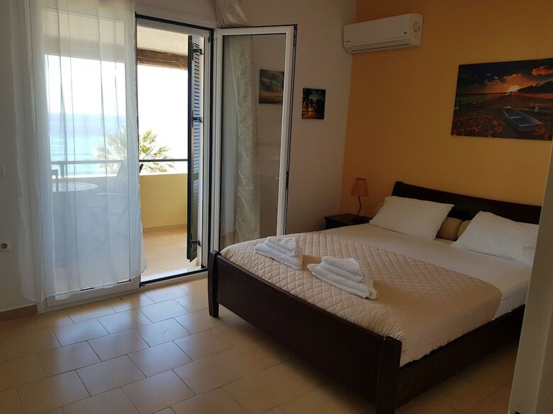 Apartamentos Menigosaa2g No59 2 Storey Maisonette Sea