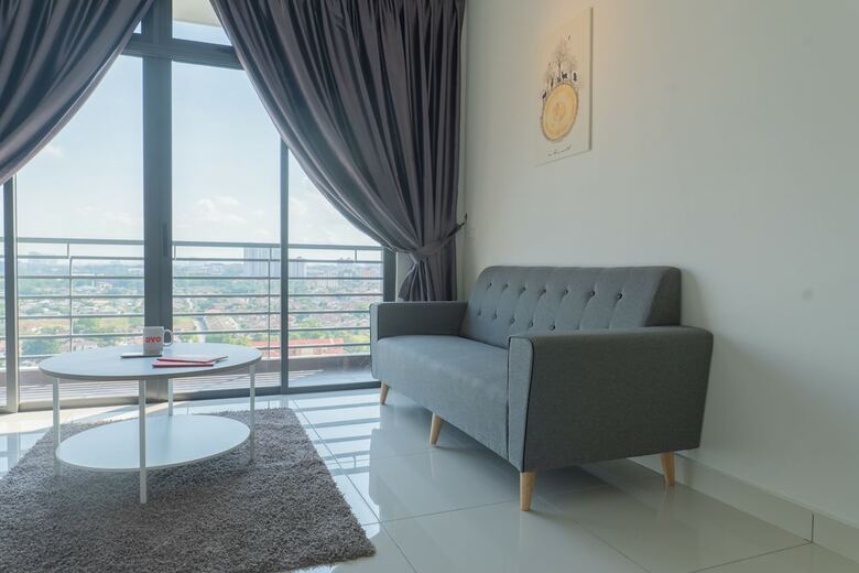 Apartamentos Oyo Home 43995 Premium 3br 1tebrau