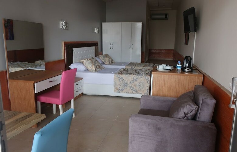 Sunrise Hotel