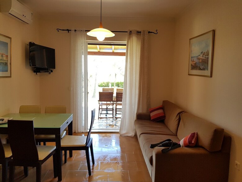 Apartamentos Menigostype A3gno58 Beachfront 2 Bedroom