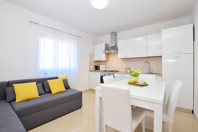 Apartment Maja