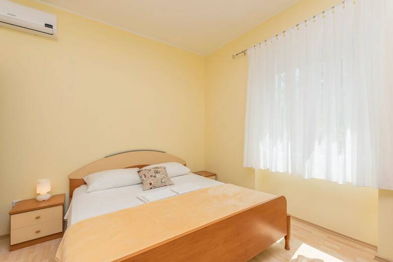 House Vila Rosales
