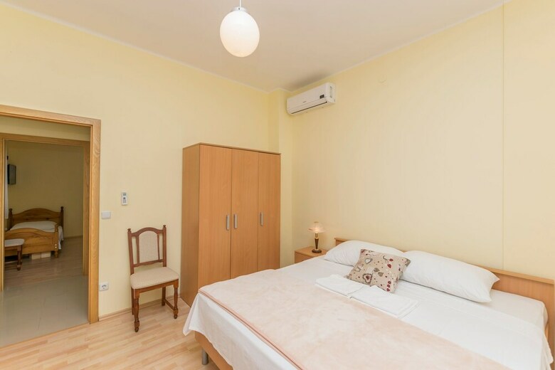 House Vila Rosales