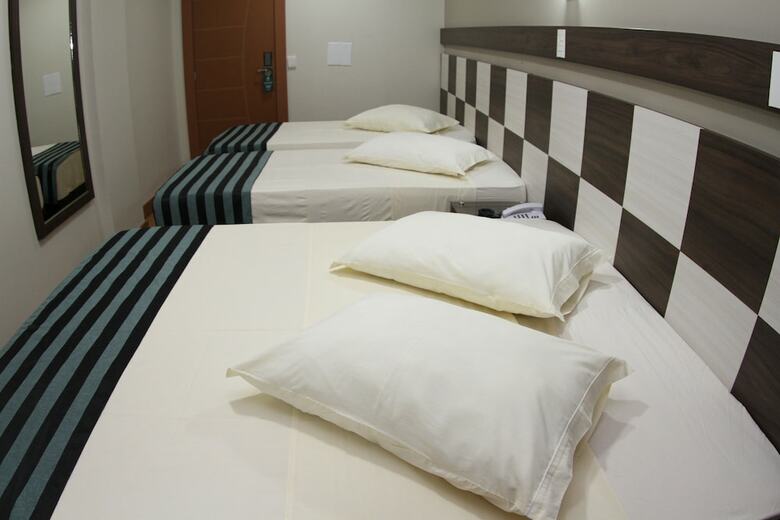 Hotel Maestro Express