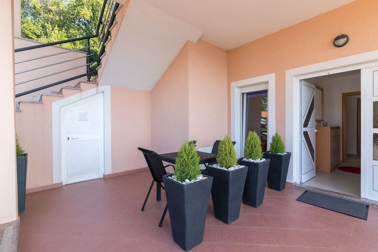 Apartments Villa Adore