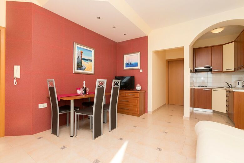 Apartments Villa Adore