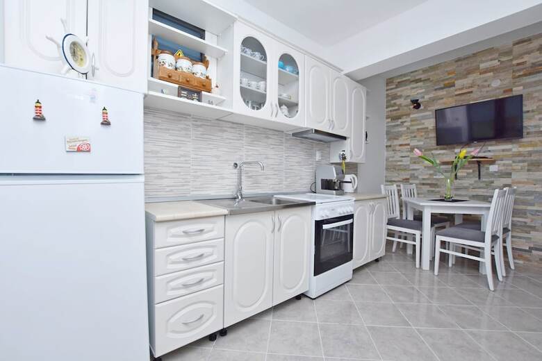 Apartments Klakor Ps