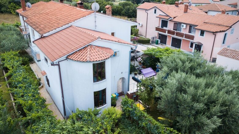Apartamentos House Bruno