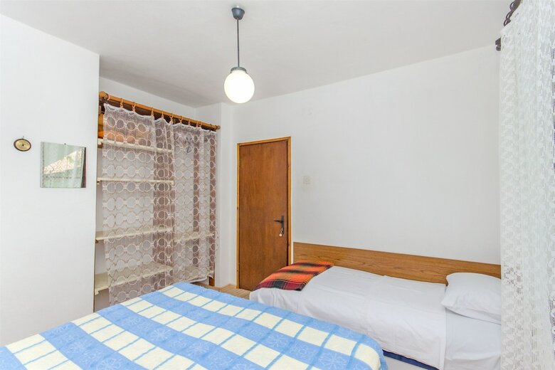 Apartment Dragan