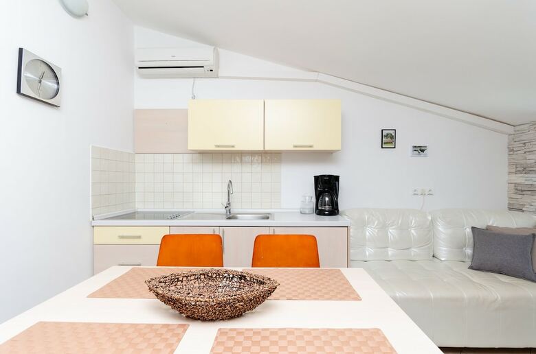 Apartments Valbruna