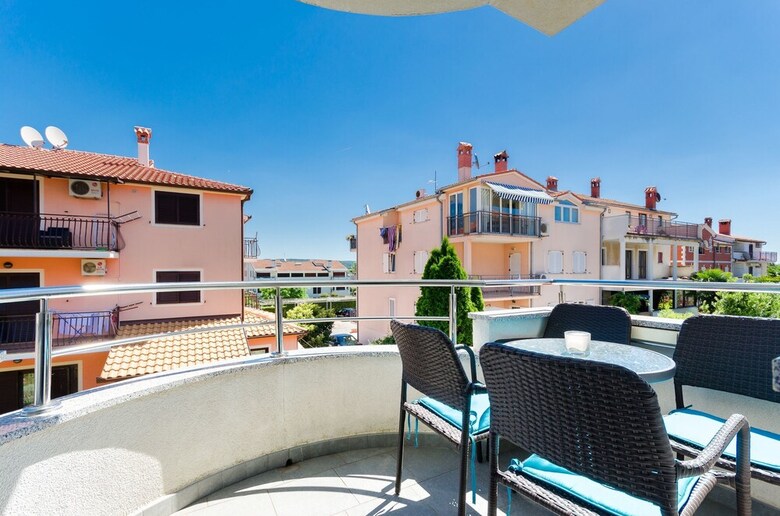 Apartments Valbruna