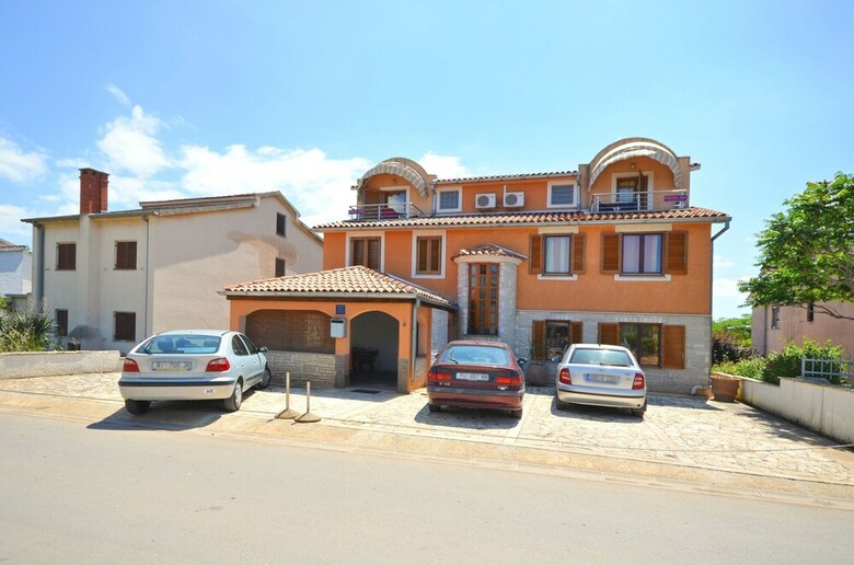 Apartments Manda