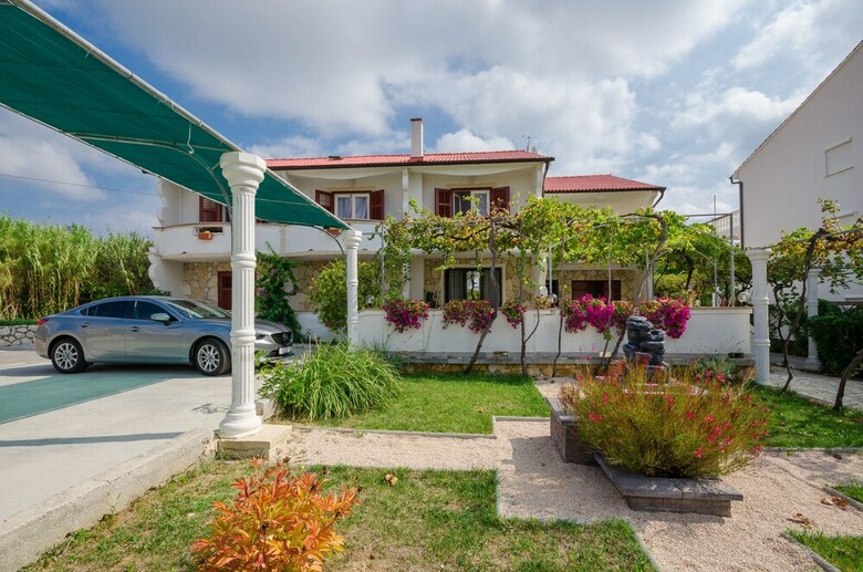 Apartments Helena
