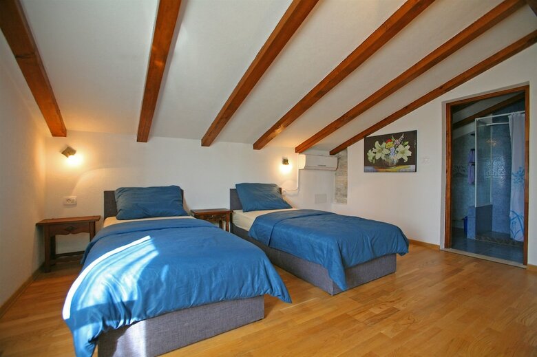 Villa Flores