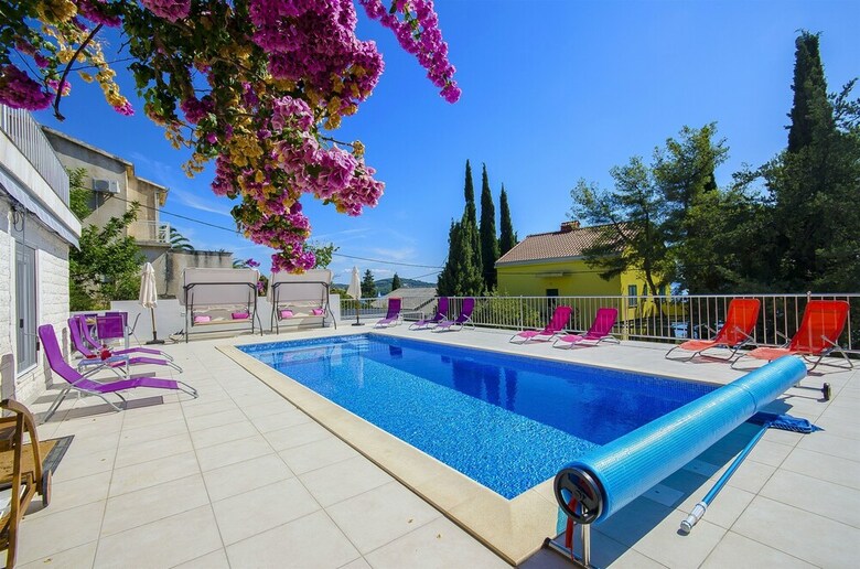 Villa House Pinky