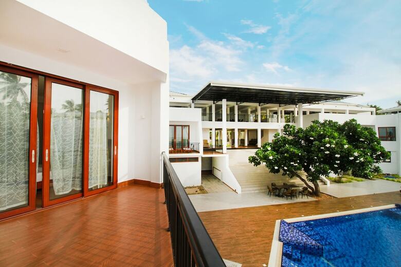 Hotel Capital O 266 The Wind Beach Resorts