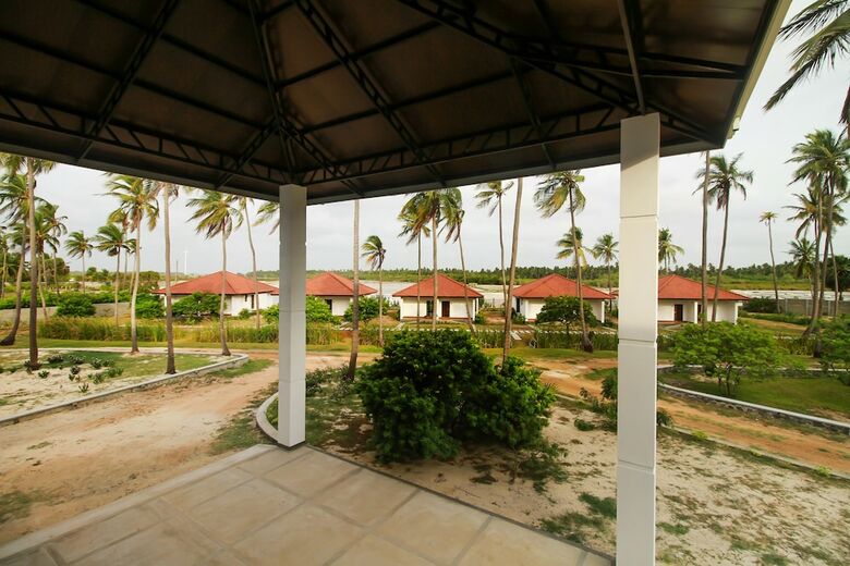 Hotel Capital O 266 The Wind Beach Resorts