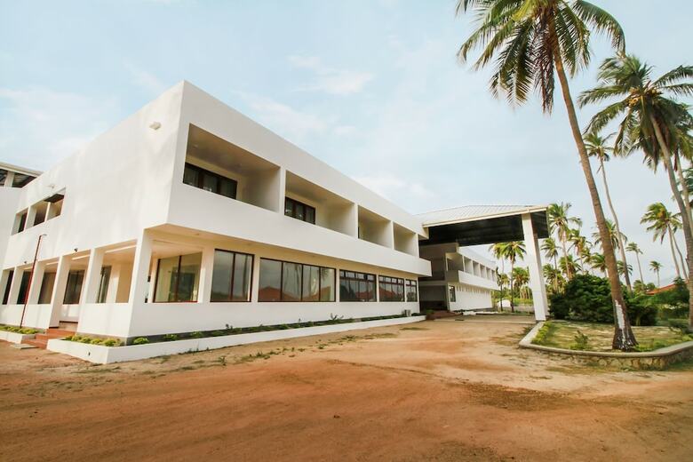 Hotel Capital O 266 The Wind Beach Resorts