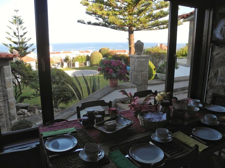 Casa Do Oriente - Bed & Breakfast